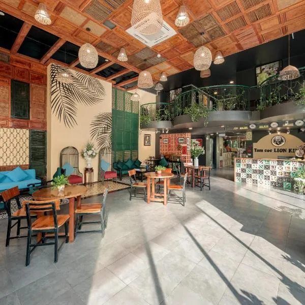 Tam Coc Lion Kings Hotel & Resort Ninh Binh, отель в Ниньбине