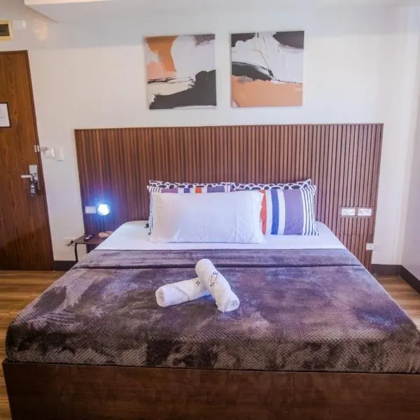 Hotel NaeR, hotel a Romblon