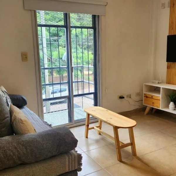 Departamento en Morón, отель в городе Морон