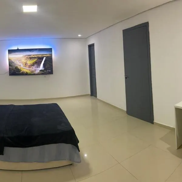 Apartamento espaçoso e bem localizado，博阿維斯塔的飯店