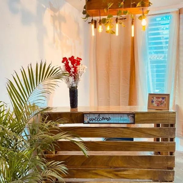 Hostal La casa de Ross, khách sạn ở Santa Ana