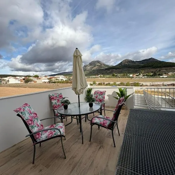 Alojamientos, Rafael muñoz, hotel in Alcaudete