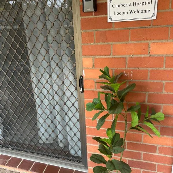 Canberra Hospital Locum Welcome, hotel v destinaci Harman