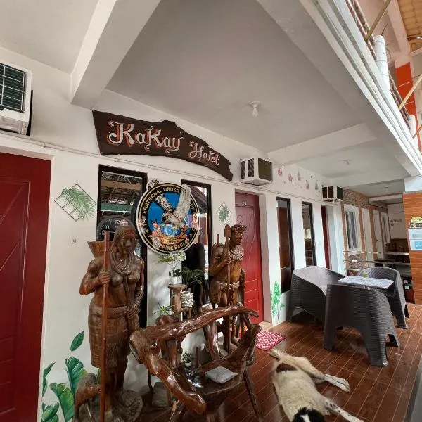 Kakay Beach Resort: San Narciso şehrinde bir otel