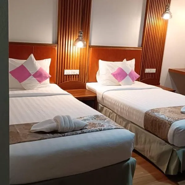CleanWave Resort Chumphon คลีนเวฟ รีสอร์ท, hotel u gradu Thung Wua Laen Beach