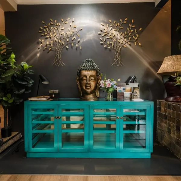 SW1 Lodge, hotel v destinaci Somerset West