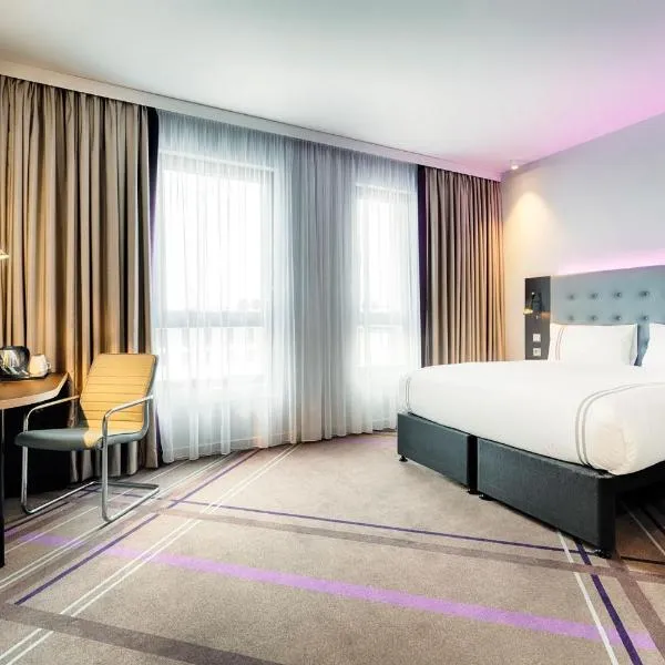 Premier Inn Berlin Airport, hotel di Berlin