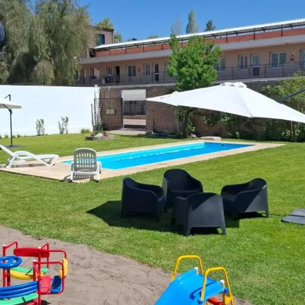 Hotel Dalai，位于门多萨的酒店