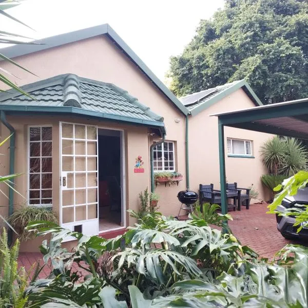 Lily's Inn, hotel v destinaci Centurion