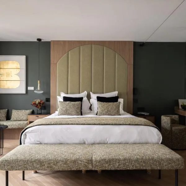 1.75 Paris La Source, hotel in Paris