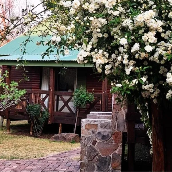 Cinnamon & Sage Country Cabins, hotel i Dullstroom