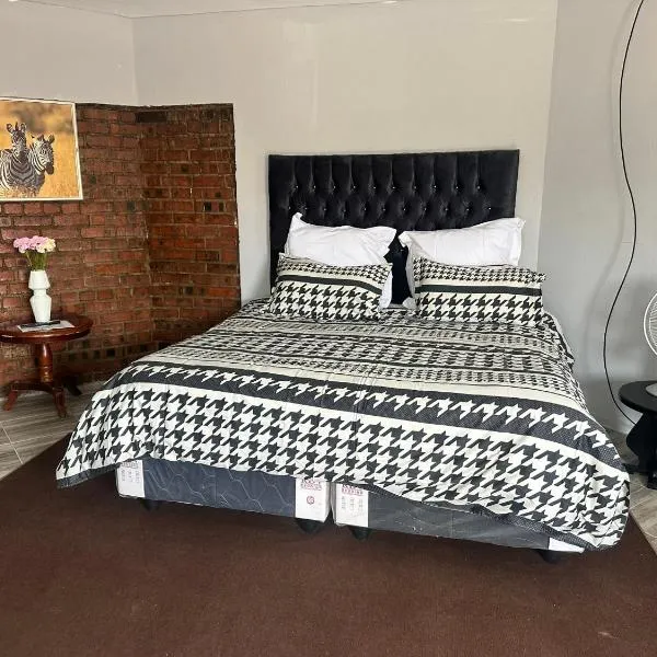 Staylax guesthouse – hotel w mieście Harare