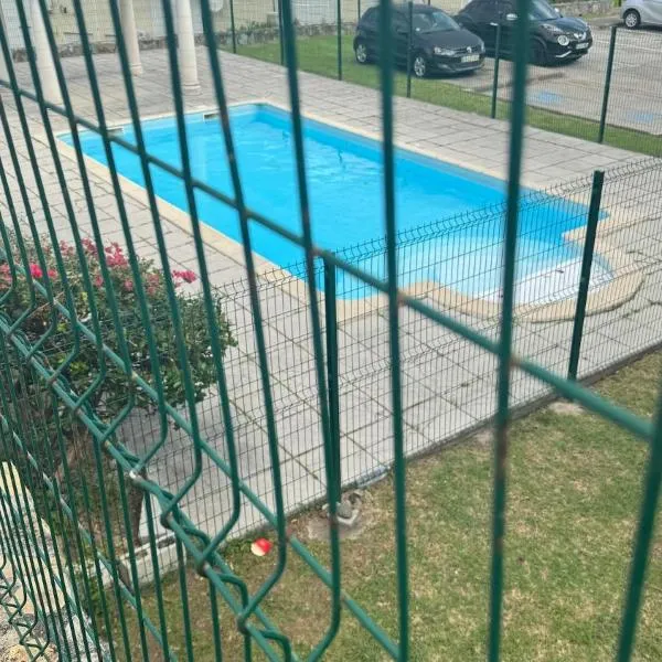 Lovely 2 bedroom condo with pool, hotel a Marigot