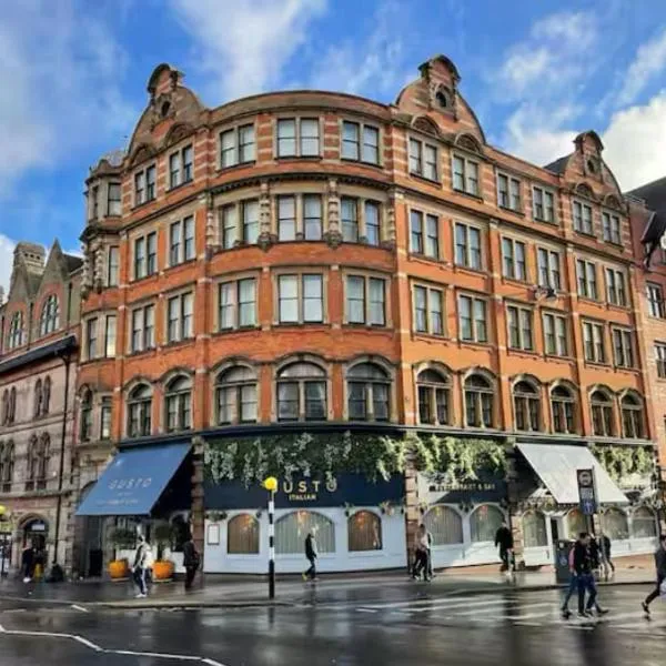 Modern Studio, Top Floor, King Street Views, Hotel in Nottingham