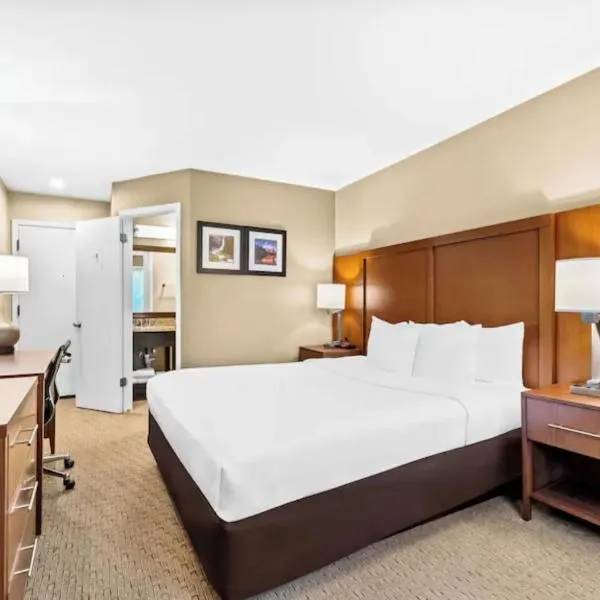 Aurora Inn, ξενοδοχείο σε Modesto