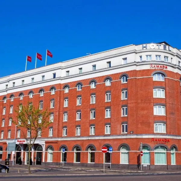 Belfast में, होटल Ramada by Wyndham Belfast