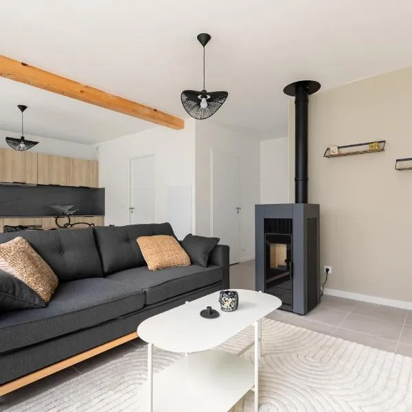 Jolie maison lumineuse de style industriel, hotel in Bordeaux