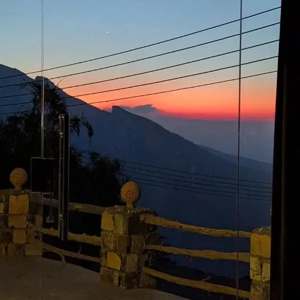 Panorama Guest House Jabal Shams, hotel em Sa‘ab Banī Khamīs