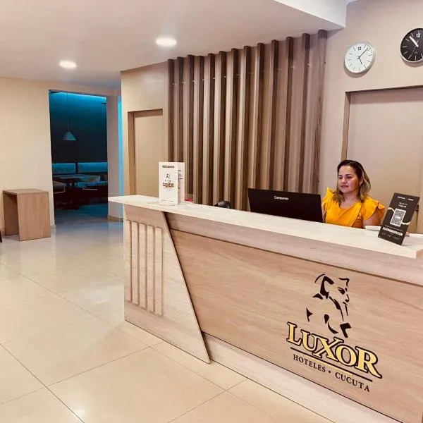 Hotel Luxor Cúcuta、ククタのホテル