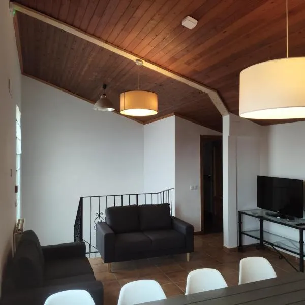 Apartamentos Casa Yaya al lado de Port Aventura, viešbutis mieste Vilaseka de Solsina
