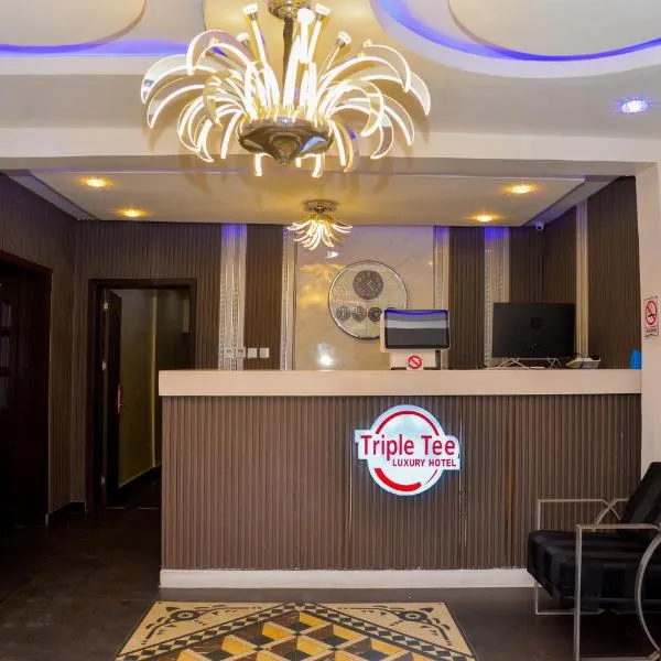 Triple Tee Luxury Hotel & Service Apartments Surulere, hotel in Lagos