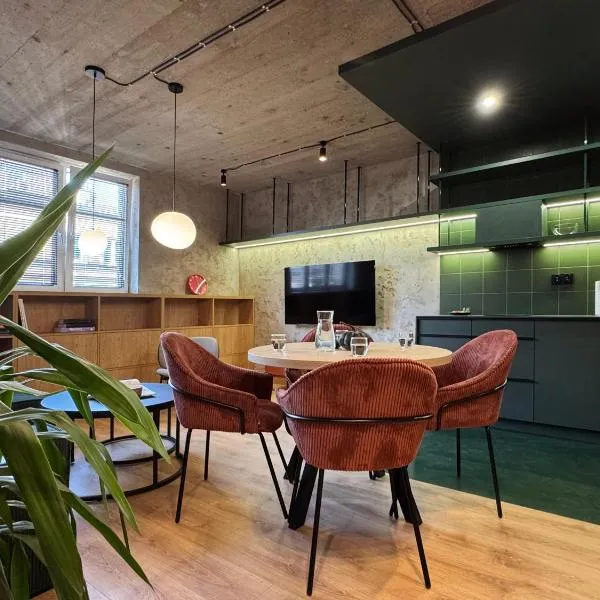Green Point - Design Apartaments, hotel in Krakau