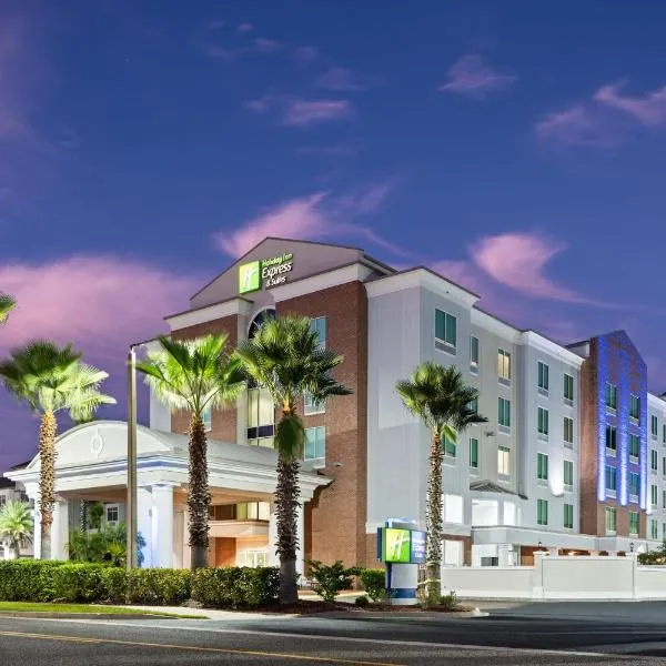 Holiday Inn Express Hotel & Suites Chaffee - Jacksonville West by IHG, hotell i Jacksonville