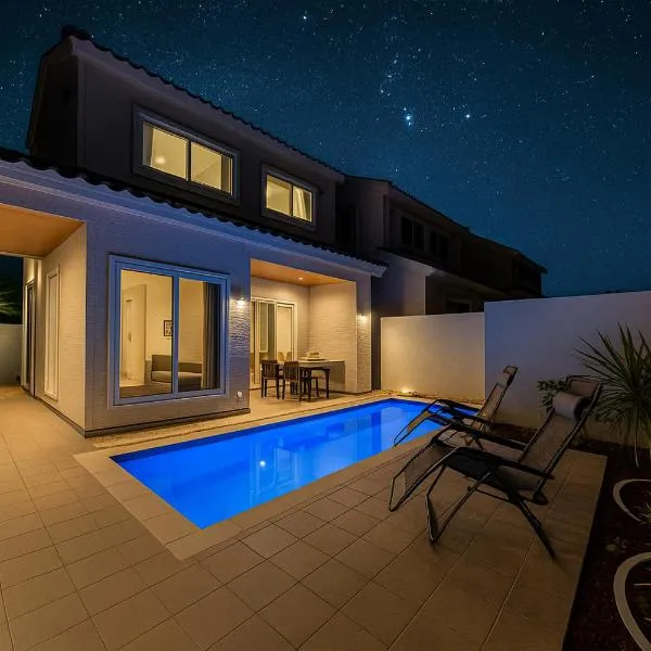 LEO癒Resort宮古島 Pool & Villa, hotel in Miyako-eilanden