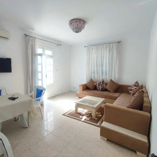 Charmant T3, hotel in Houmt Souk