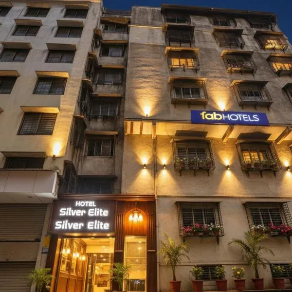 Via New Silver Elite, hotel v Bombaji