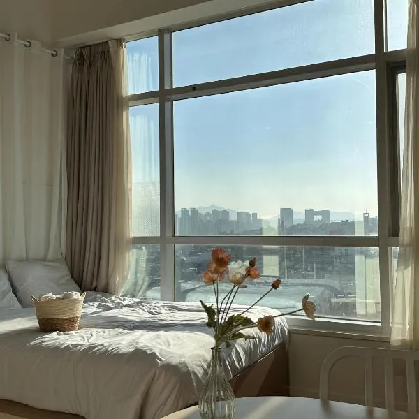 Central Seoul loft apartment, hotel in Seoul