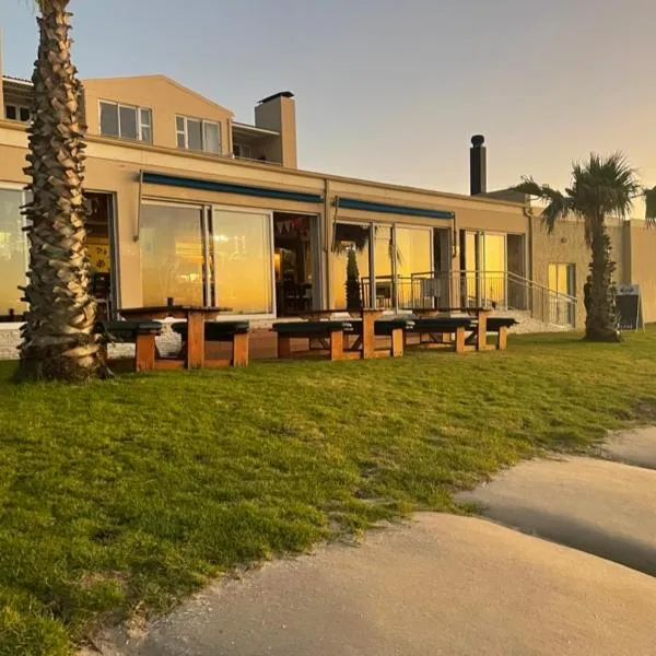 The Sunset Villas, Hotel in Velddrif