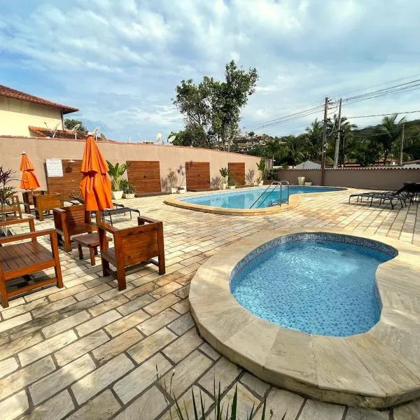 Casa com piscina em Búzios, a 5 minutos da praia de Geribá, hotel a Búzios
