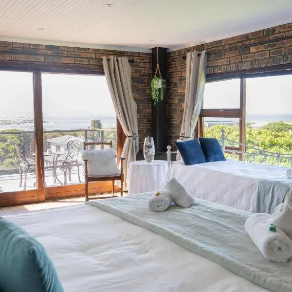 White Shark Guest House, hotel v destinaci Gansbaai