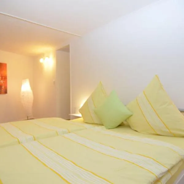 Haus Oberkirchen Nähe Winterberg bis 20 P, hotel Schmallenbergben