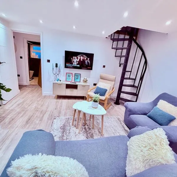 Bright Modern Apartment, hotelli kohteessa Northfield