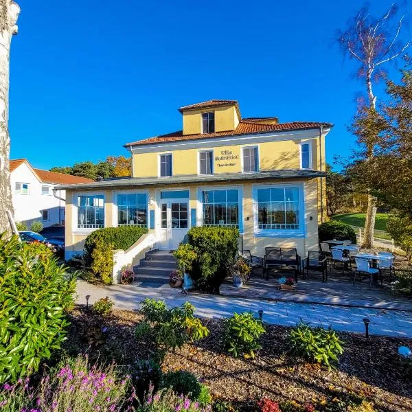 Hotel Villa Wahnfried Thiessow, hotel in Thiessow