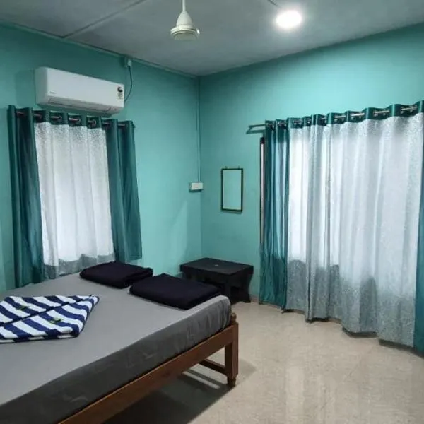 Aabhai Beach Resort, hotel a Malvan