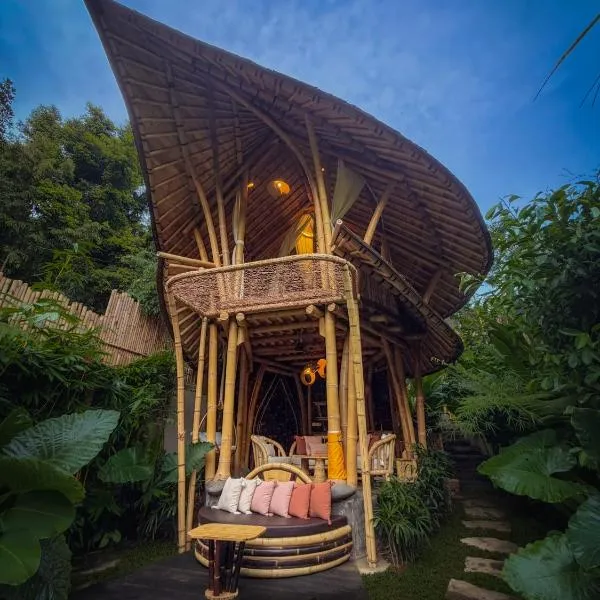 Dumi Bamboo Ecolodge by Wahem Hospitality, hotel em Ubud