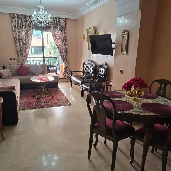 Luxury apartment in the heart of Gueliz , Wifi, Pool, хотел в Маракеш