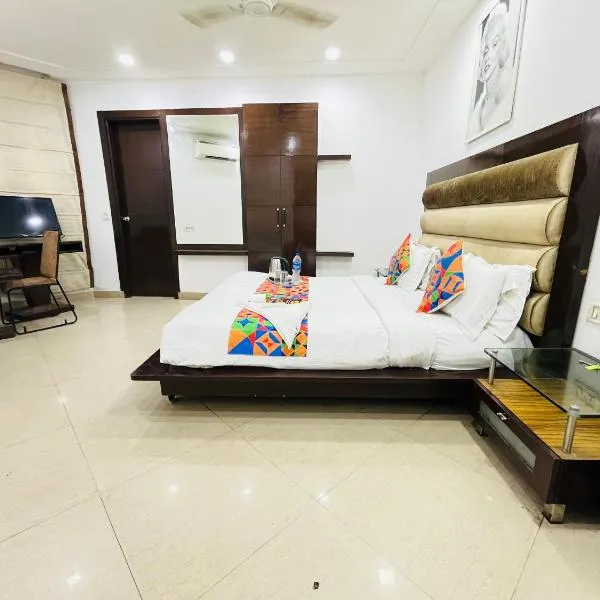 Hotel Scorpio inn, hotel in New Delhi