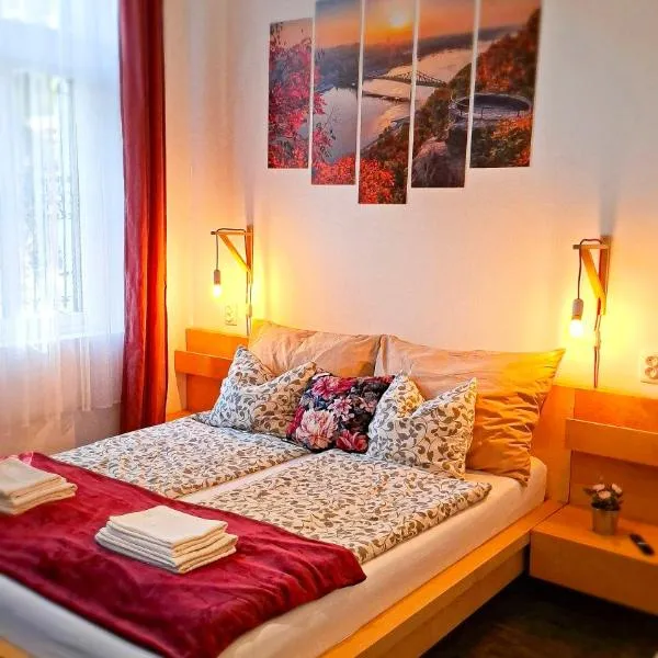GoodMo Budapest Smart Rooms، فندق في بودابست