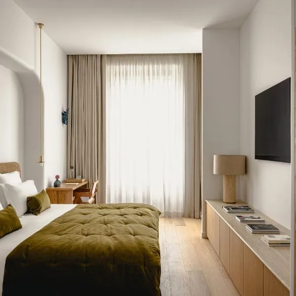 1.75 Paris La Source، فندق في باريس