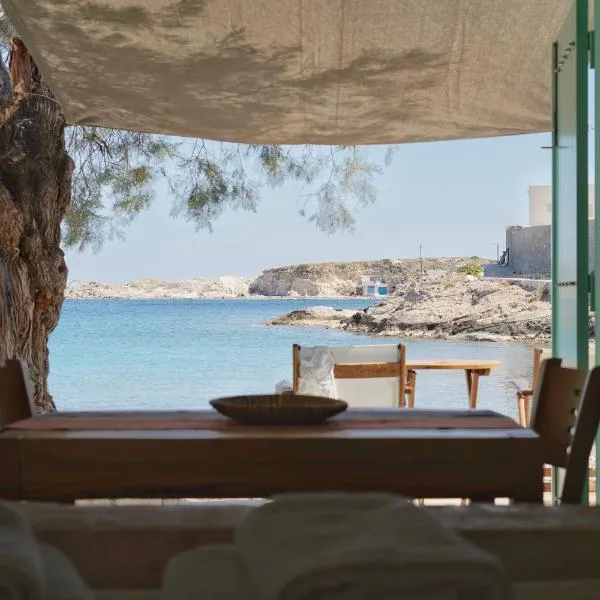 Apanemo Beach House Agios Nikolaos Kimolos、キモロスのホテル