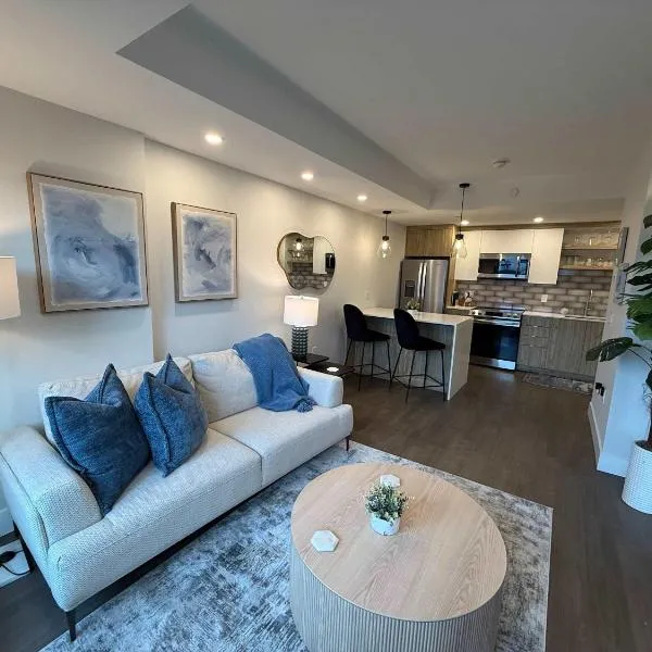 Bright 1 BR with waterview and 6 appliances, hotel in Halifax