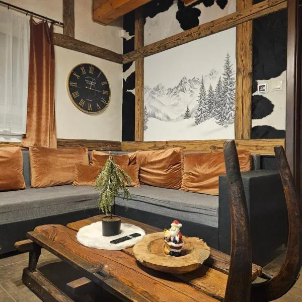 Chata Chopok, hôtel à Tale