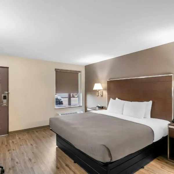 Quality Inn Waterbury East, hotel i Waterbury