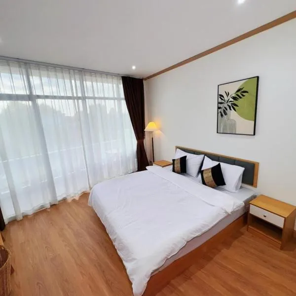 Demi Cafe and Hostel, отель во Вьентьяне