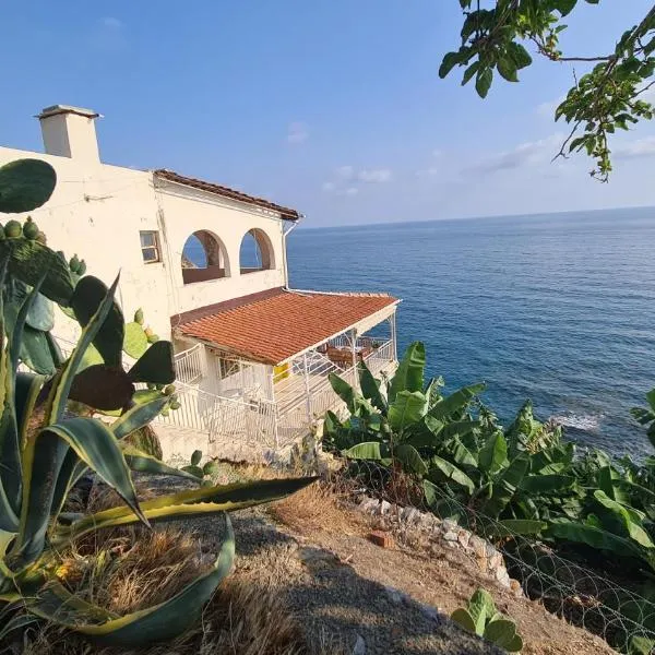 Uğrak Home, hotel v destinaci Işıklı