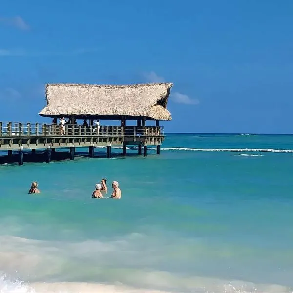 Punta Cana Aruba Beach Apartcomplex 1, hotel in Punta Cana